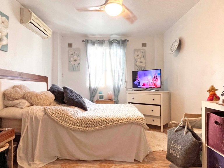 Villa for Sale in Costa Blanca Orihuela Costa, Alicante 37