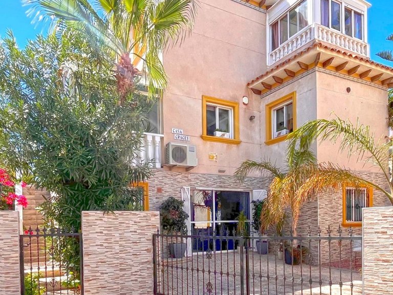 Villa for Sale in Costa Blanca Orihuela Costa, Alicante 42