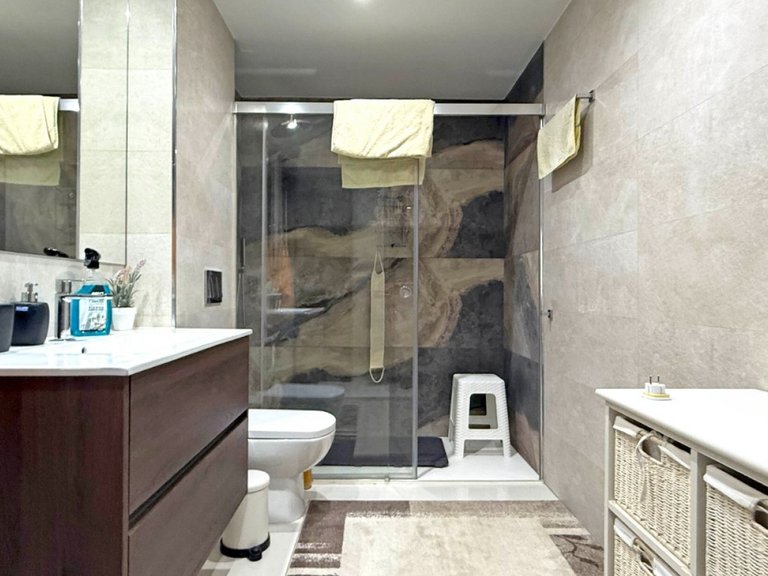 Villa for Sale in Villamartin, Orihuela Costa, Alicante 39