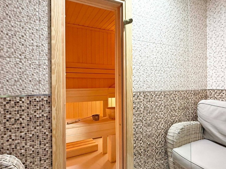 Villa for Sale in Villamartin, Orihuela Costa, Alicante 41