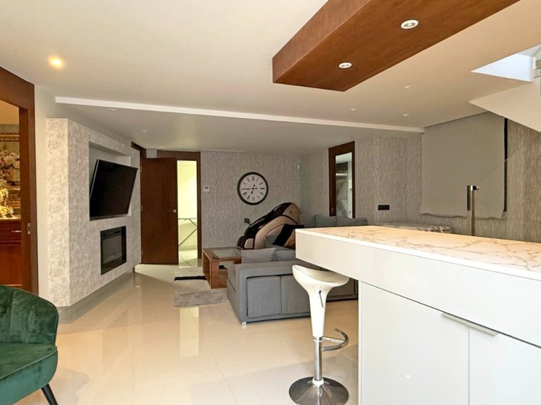 Villa for Sale in Villamartin, Orihuela Costa, Alicante 43