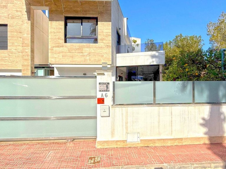 Villa for Sale in Villamartin, Orihuela Costa, Alicante 27