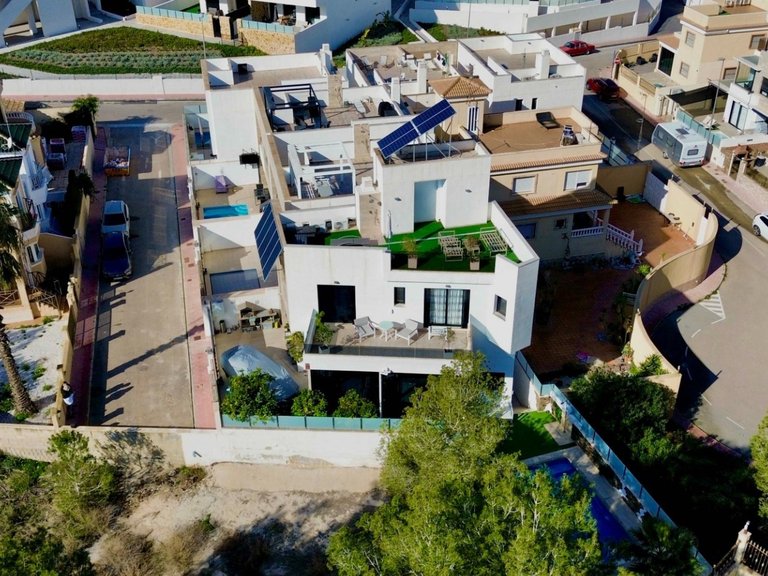 Villa for Sale in Villamartin, Orihuela Costa, Alicante 5