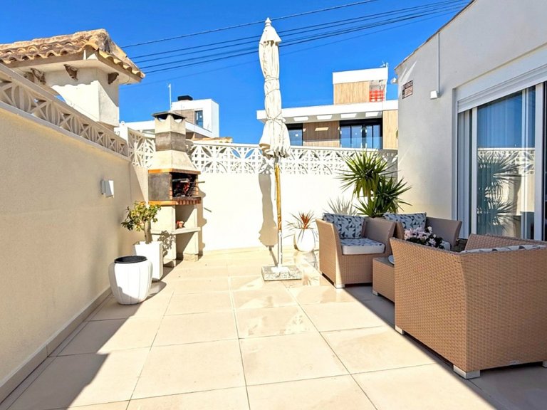 Villa for Sale in Torrevieja, Alicante 12