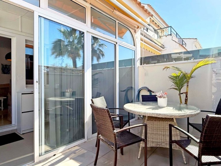 Villa for Sale in Torrevieja, Alicante 1