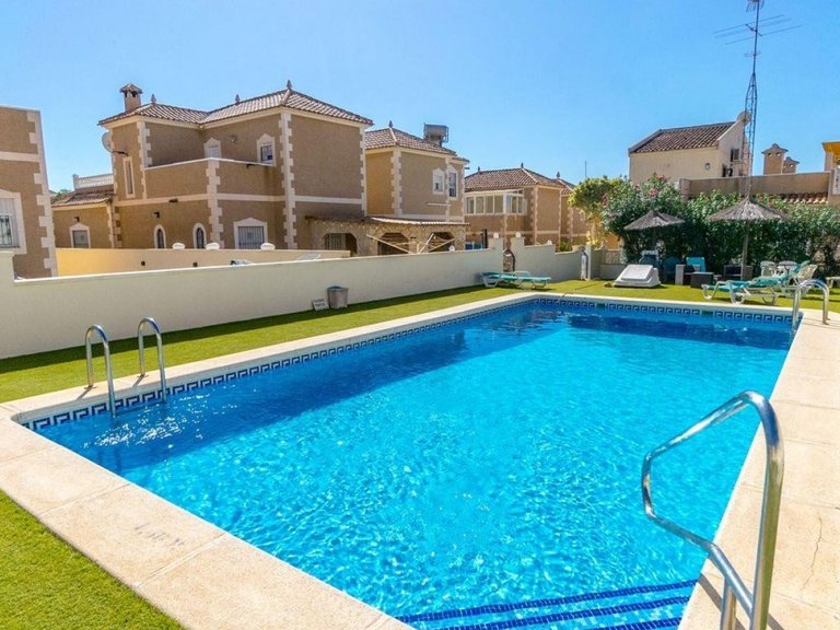 Villa for Sale in Costa Blanca Orihuela Costa, Alicante 3