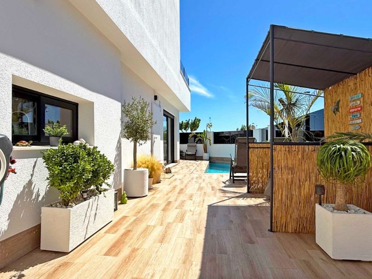 Villa for Sale in San Pedro Del Pinatar, Murcia 4