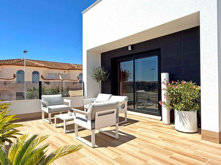 Villa for Sale in San Pedro Del Pinatar, Murcia 3