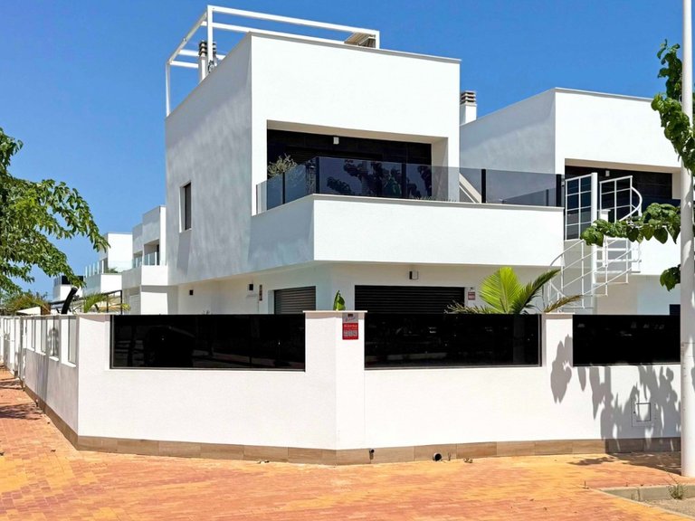 Villa for Sale in San Pedro Del Pinatar, Murcia 26