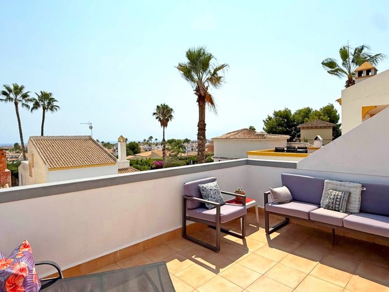 Villa for Sale in Orihuela Costa, Alicante 11