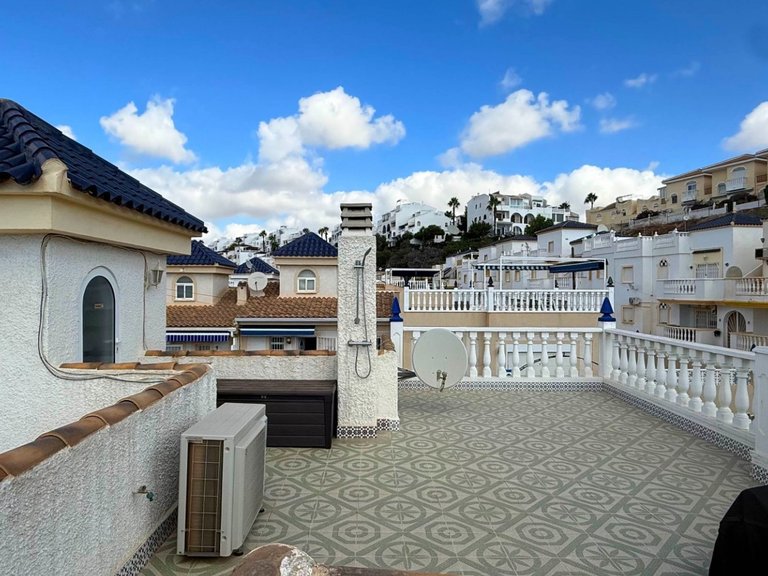 Villa for Sale in Rojales, Alicante 28