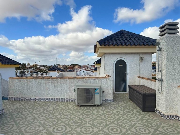 Villa for Sale in Rojales, Alicante 8