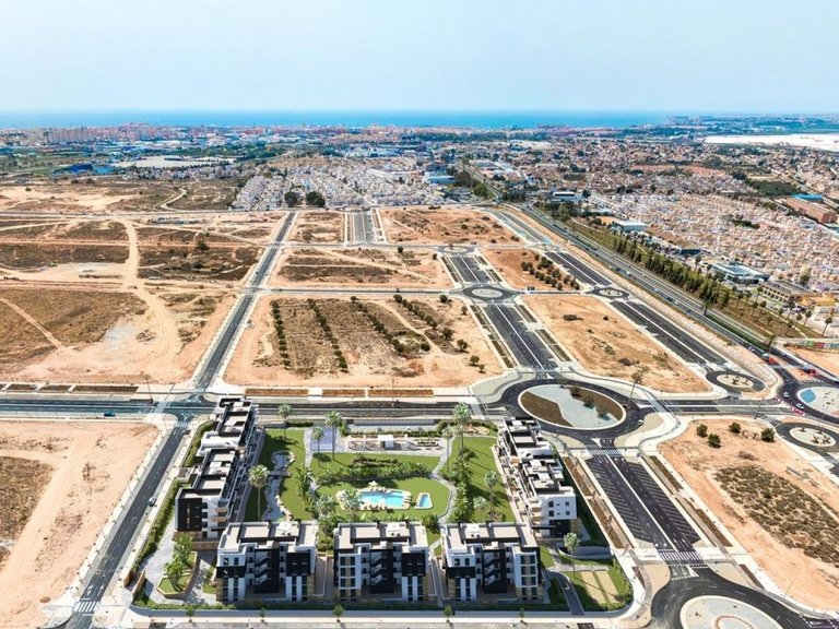 Apartment for Sale in Torrevieja, Alicante 8