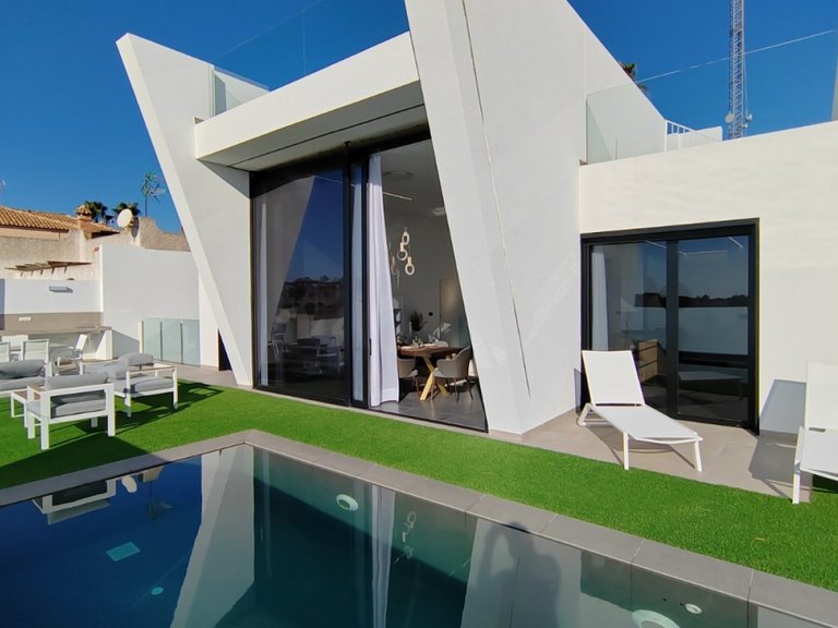 Villa for Sale in Orihuela Costa, Alicante 19