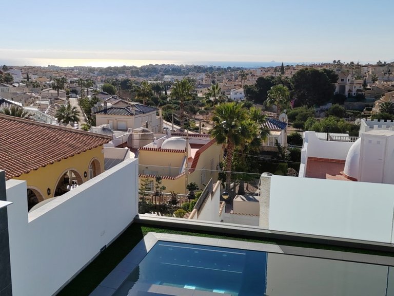 Villa for Sale in Orihuela Costa, Alicante 3