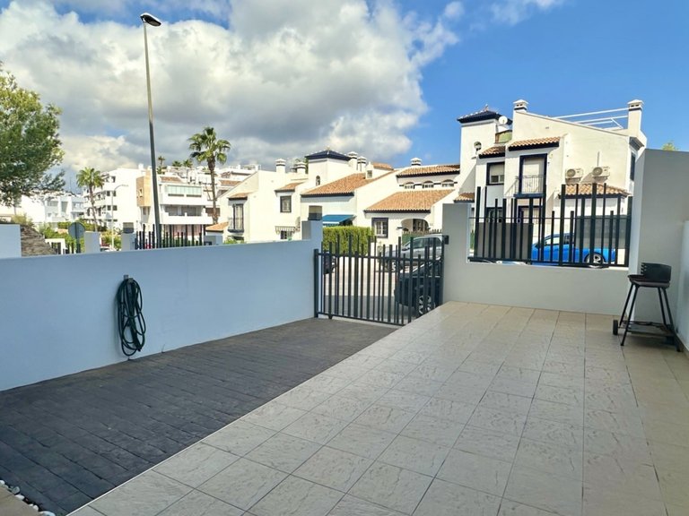 Apartment for Sale in Orihuela Costa, Alicante 32