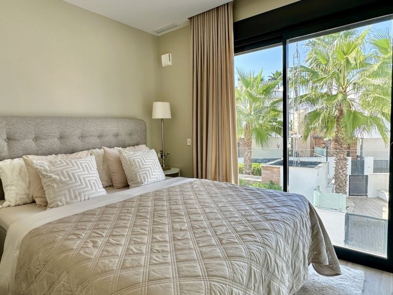 Villa for Sale in Costa Blanca Orihuela Costa, Alicante 9