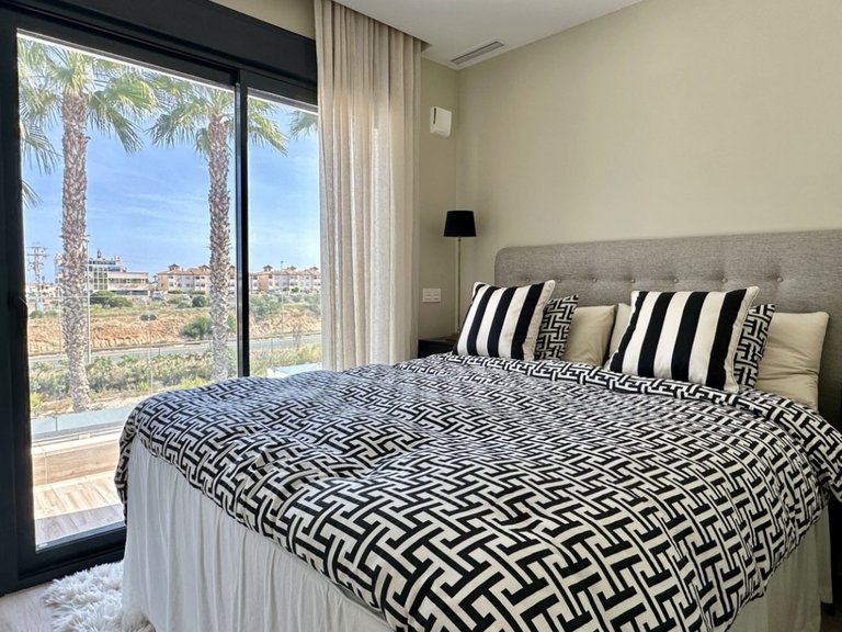 Villa for Sale in Costa Blanca Orihuela Costa, Alicante 7
