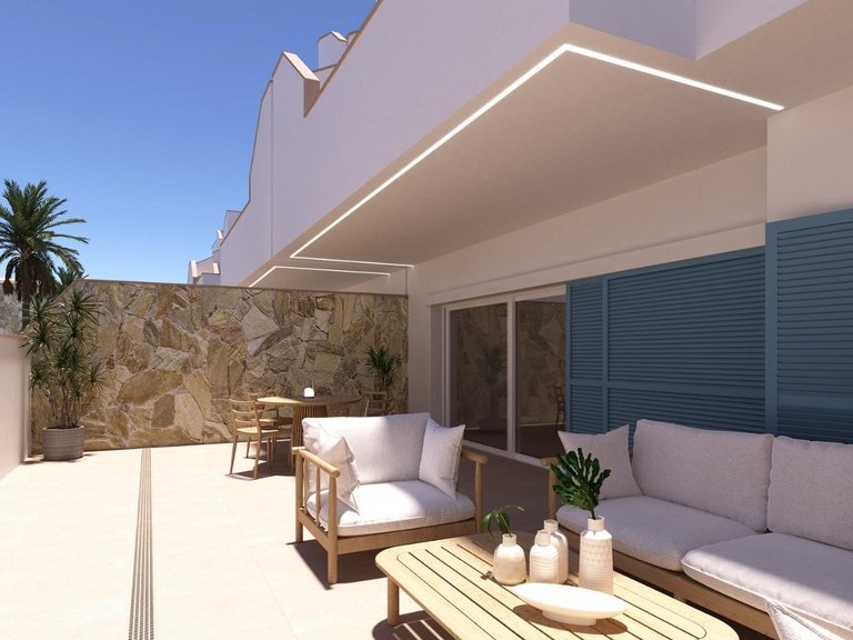 Villa for Sale in Pilar De La Horadada, Alicante 1