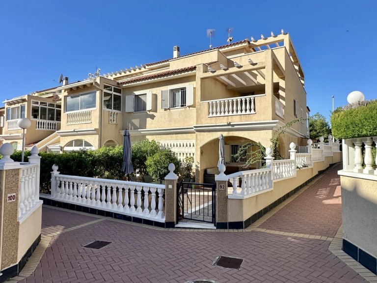 Town House for Sale in Orihuela, Alicante 1