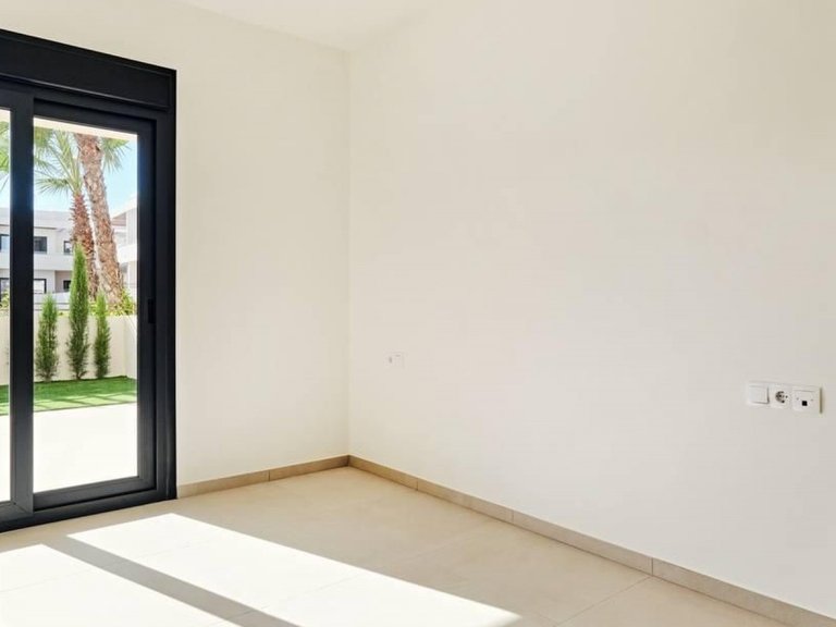 Town House for Sale in La Veleta, Torrevieja, Alicante 26