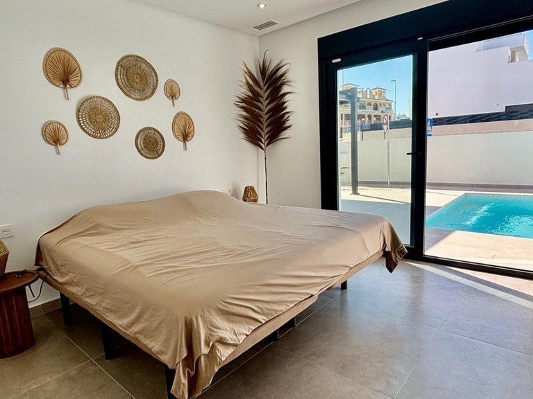 Villa for Sale in Rafal, Alicante 8