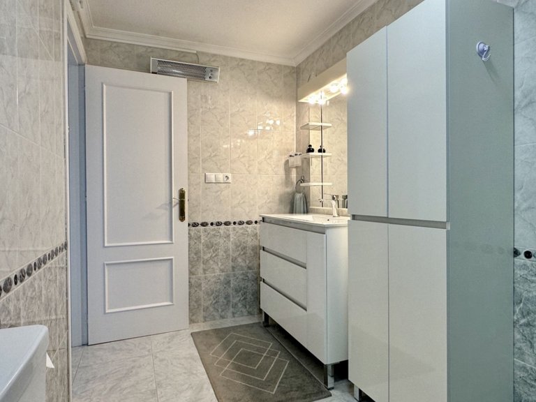 Apartment for Sale in Orihuela, Alicante 20