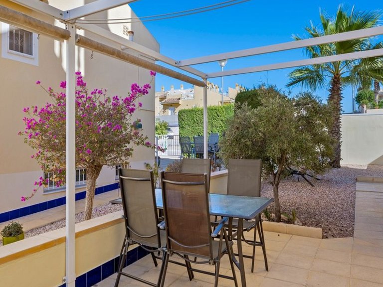 Villa for Sale in Benijófar, Alicante 10