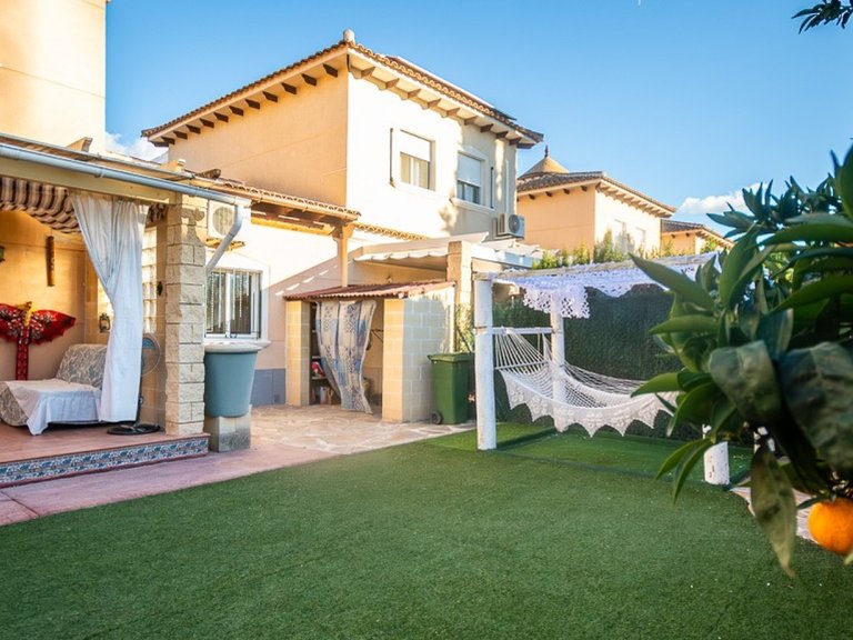 Villa for Sale in Benferri, Alicante 26