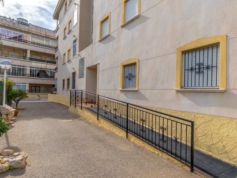 Apartment for Sale in Orihuela Costa, Alicante 11