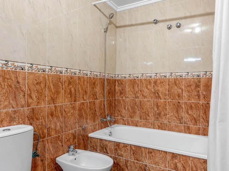 Apartment for Sale in Torrevieja, Alicante 16