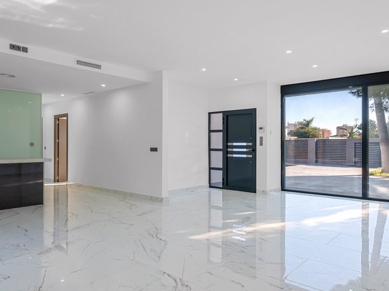 Villa for Sale in Orihuela Costa, Alicante 27