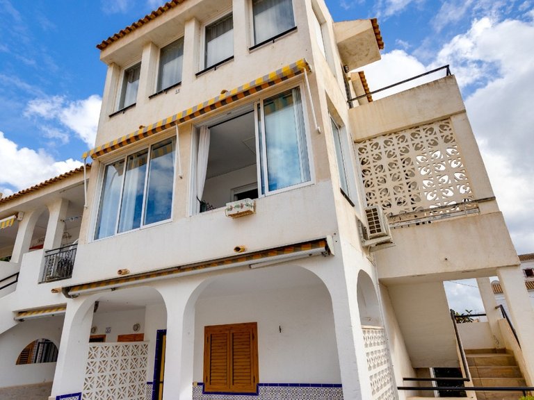 Apartment for Sale in Torrevieja, Alicante 35