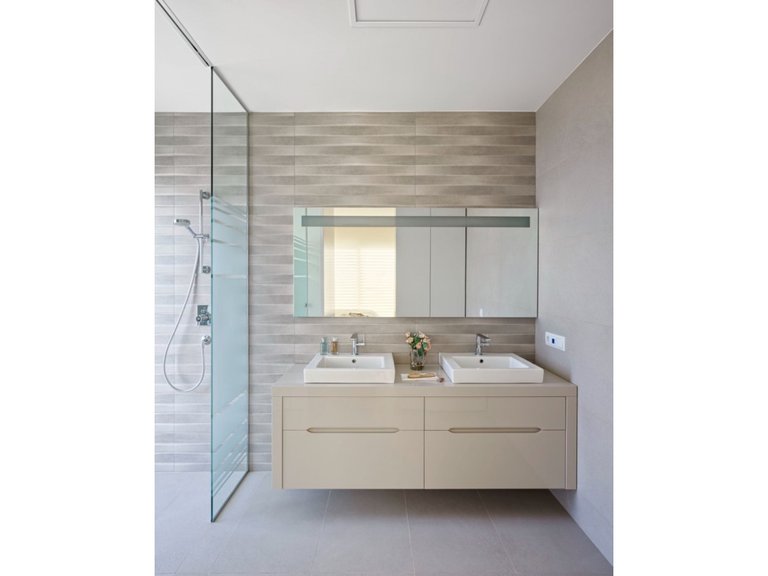 Villa for Sale in Las Colinas Golf, Alicante 13