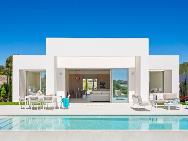 Villa for Sale in Las Colinas Golf, Alicante 15