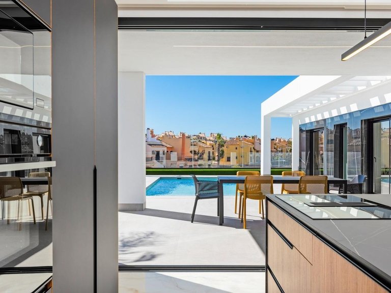 Villa for Sale in Algorfa, Alicante 7