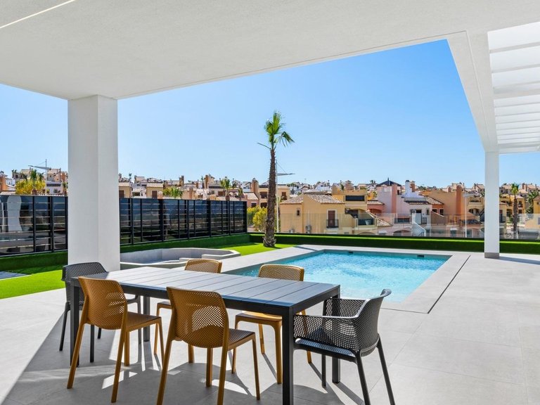 Villa for Sale in Algorfa, Alicante 33
