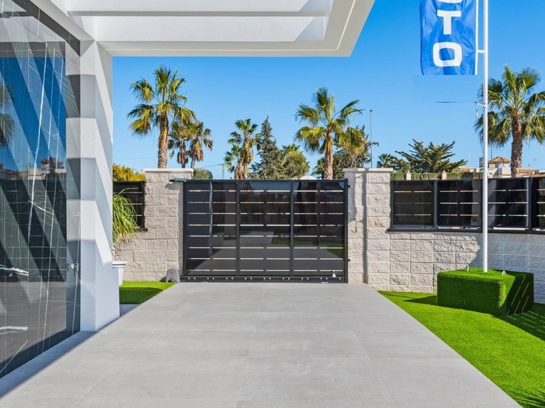 Villa for Sale in Algorfa, Alicante 40