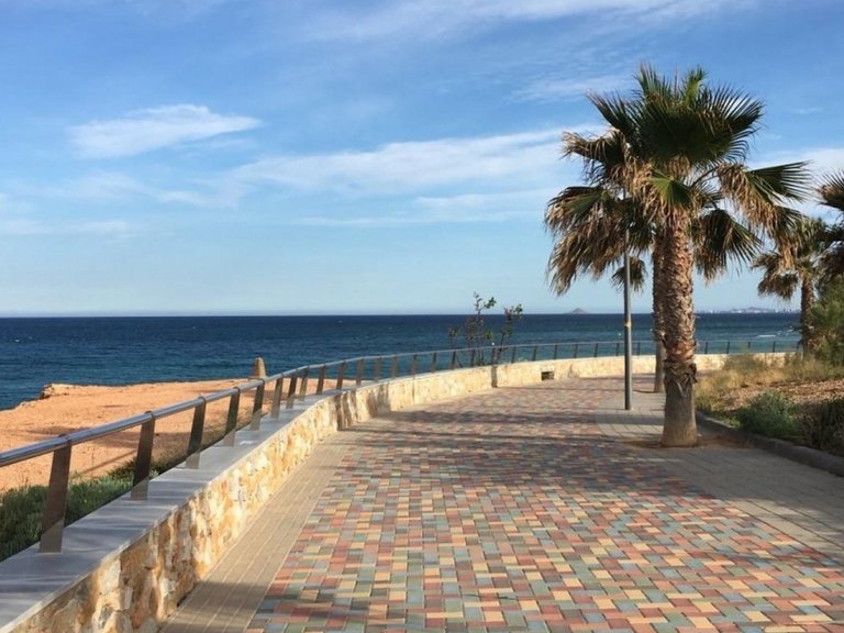 Villa for Sale in Pilar De La Horadada, Alicante 27