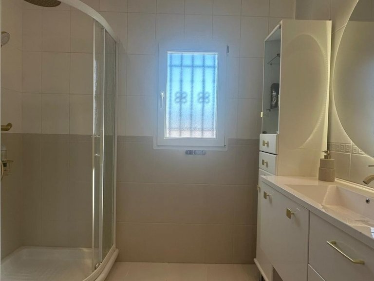 Villa for Sale in Torrevieja, Alicante 33