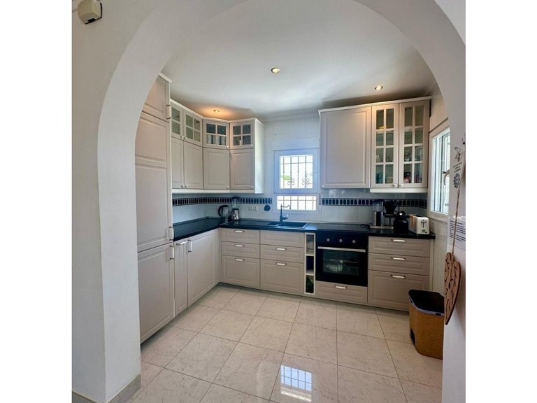 Villa for Sale in Torrevieja, Alicante 36