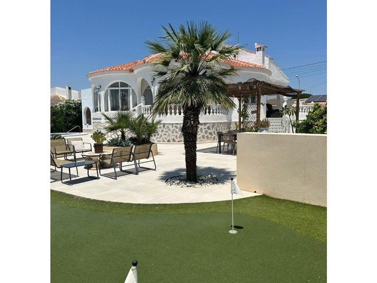 Villa for Sale in Torrevieja, Alicante 43