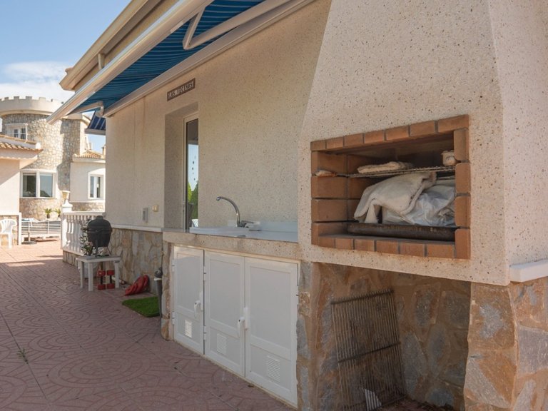 Villa for Sale in Ciudad Quesada, Alicante 11