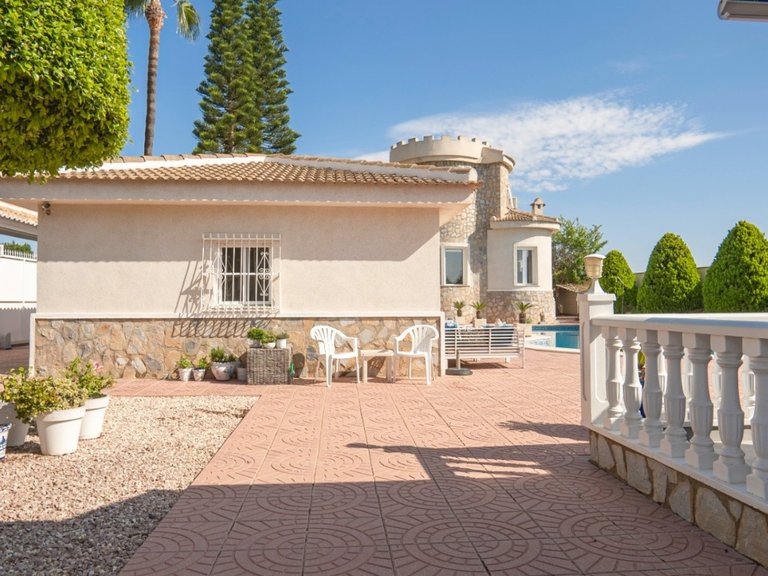 Villa for Sale in Ciudad Quesada, Alicante 12