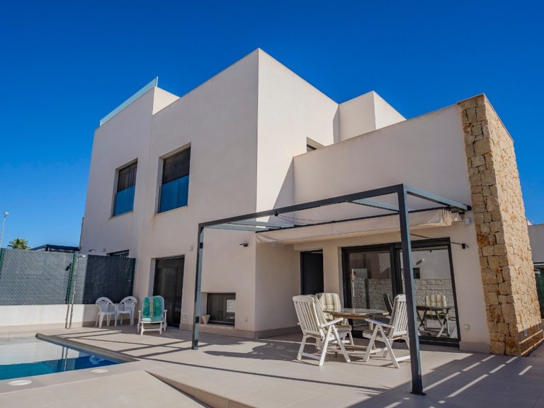 Villa for Sale in Ciudad Quesada, Alicante 1