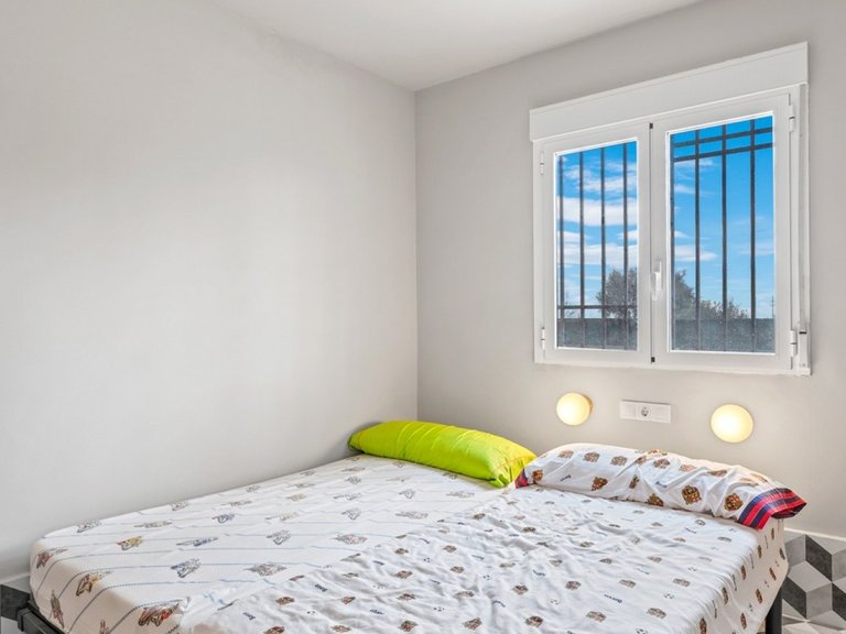 Villa for Sale in Elche, Alicante 22