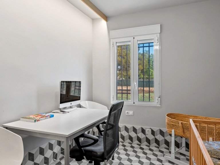 Villa for Sale in Elche, Alicante 29