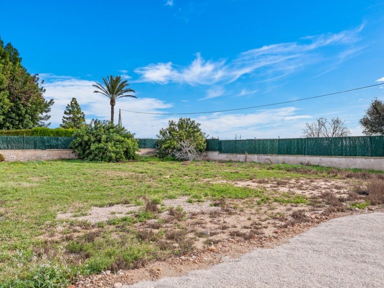 Villa for Sale in Elche, Alicante 37