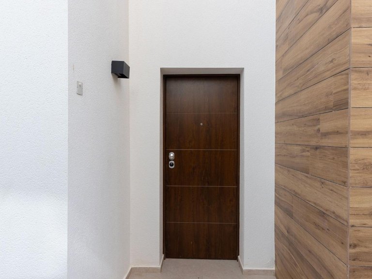 Villa for Sale in Torrevieja, Alicante 28