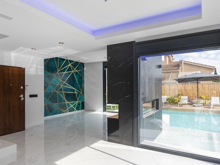 Villa for Sale in Torrevieja, Alicante 29